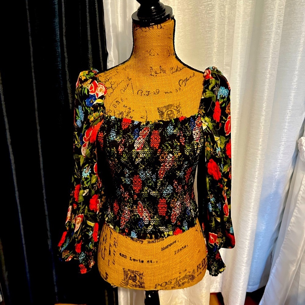 Alice and Olivia Floral Black and Red Women's Top